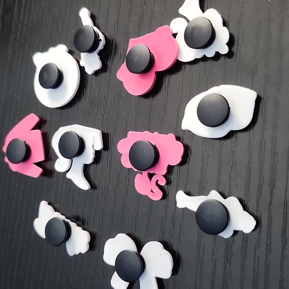 Pink Barbie Shoe Charms (Set of 11) - Picture 14 of 15